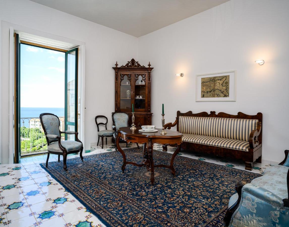 Amalfi Coast Family Luxury Suite Vietri Exterior foto